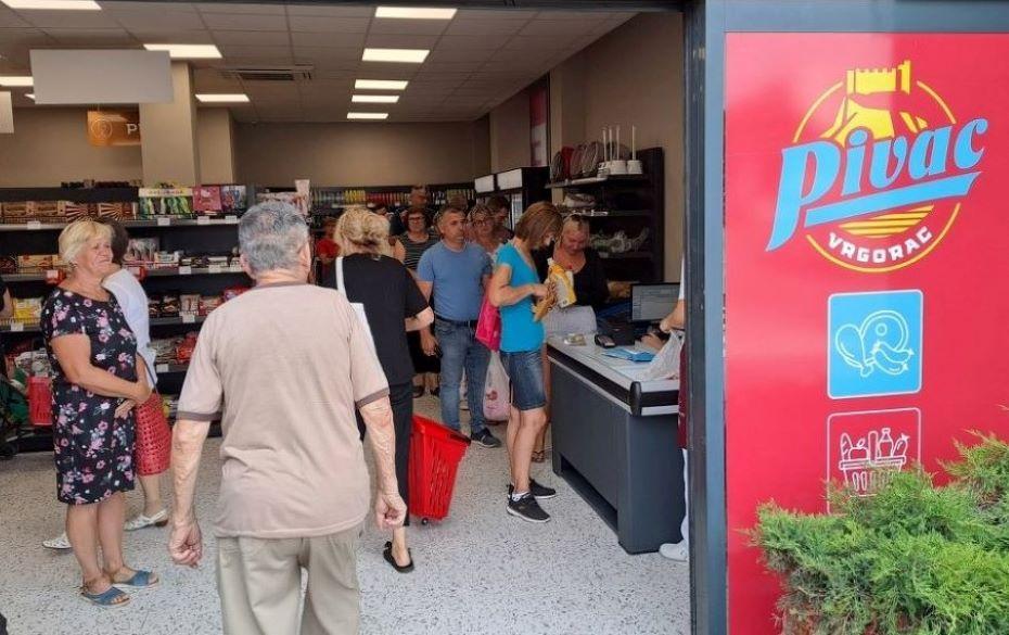 Još veća, ljepša, kvalitetnija i bogatija: Pivac market-mesnica u Slatini otvorila vrata na novoj adresi