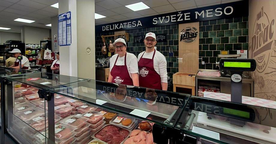 Pivac market-mesnica u Donjem Lapcu od sada na novoj adresi, u većem i moderno uređenom prostoru